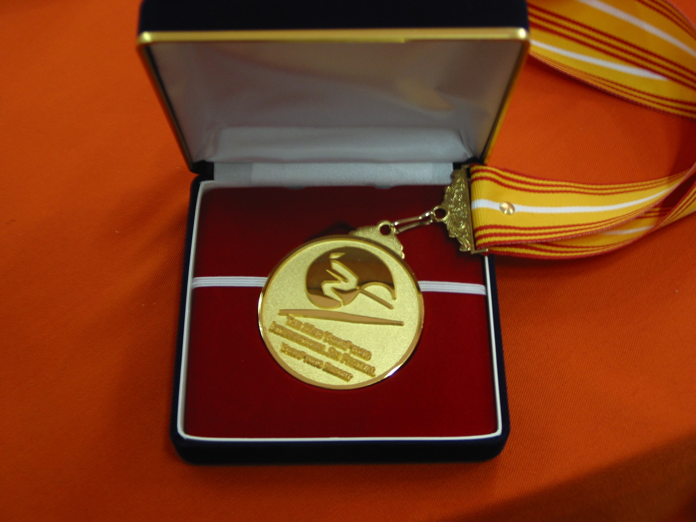 goudenmedaille.jpg